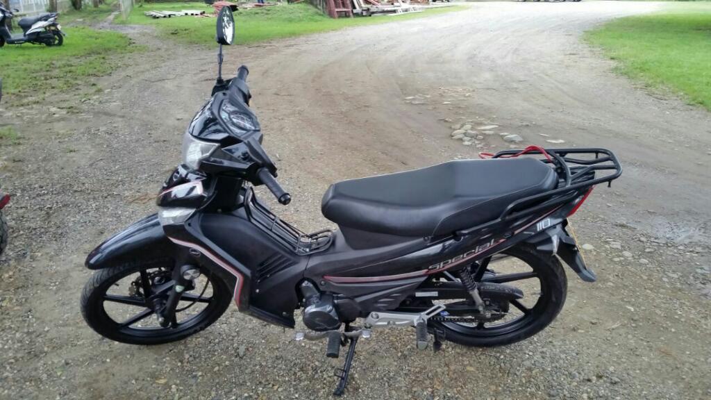 Vendo Moto Akt 110 Special Mod 2016