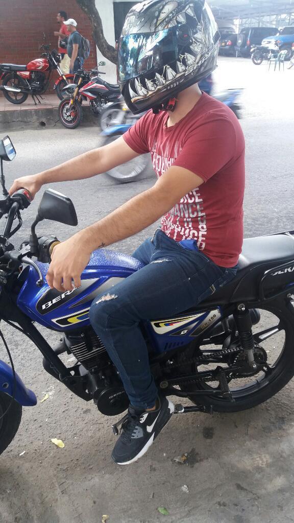 Socialiata Bella Como Nueva Exelente