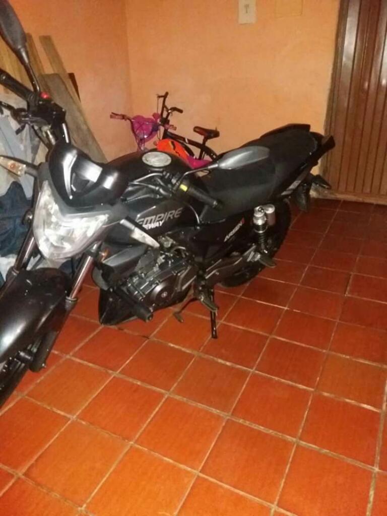 Vendo O Cambio por Una Colombiana