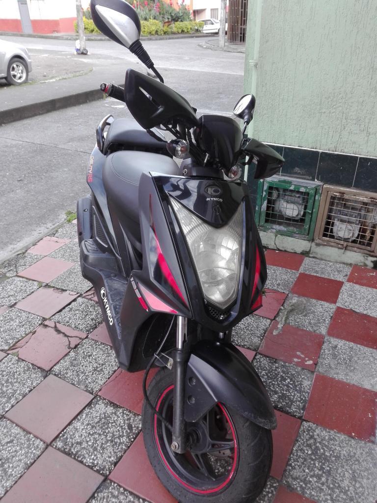 Venta Moto Agility Modelo 2012 Color Negro , papeles al dia