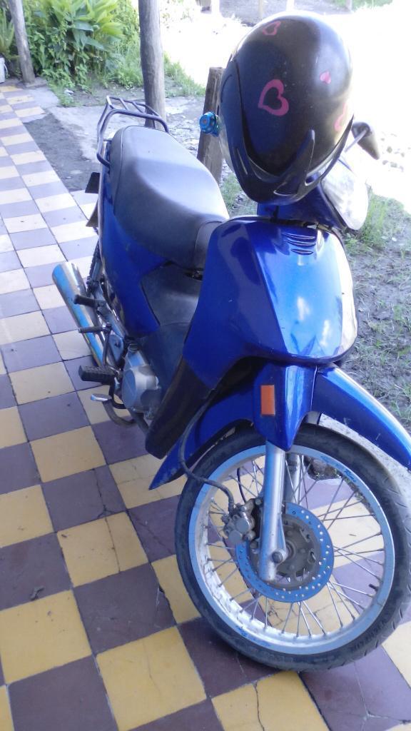 Se Vende Moto en Buen Estado Interesados