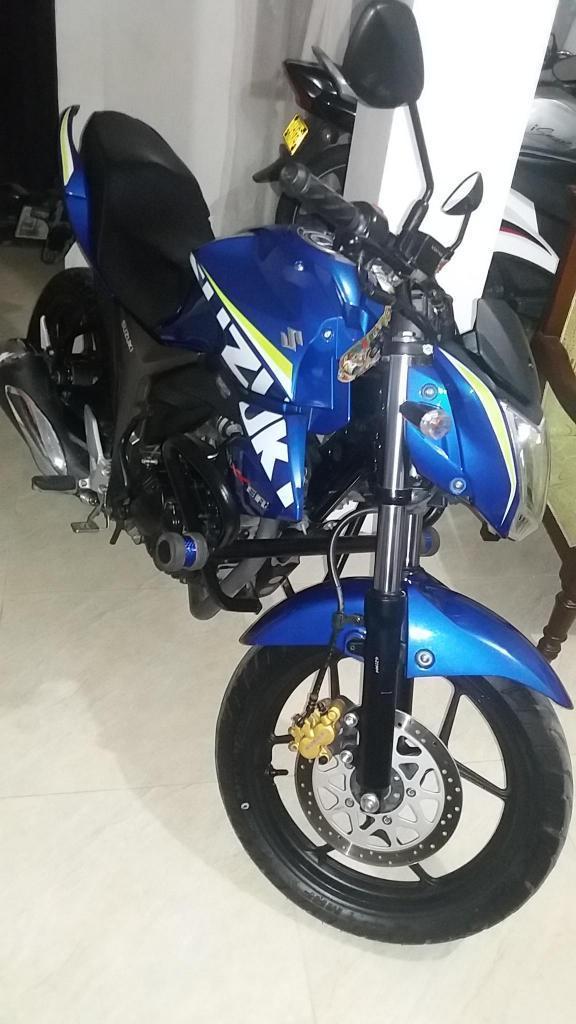 vendo o permuto por moto, suzuki gixxer modelo 2017 nuevecita,papeles al dia