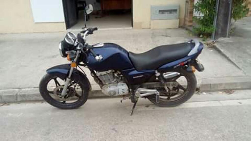 Susuky Gs 125 Negociable