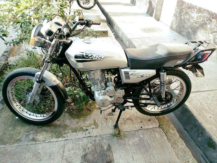 AKT 125 MODELO 2008