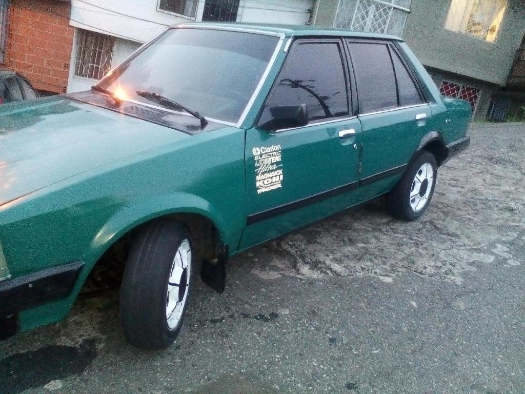 Se Vende O Se Cambia Mazda 323,modelo 84