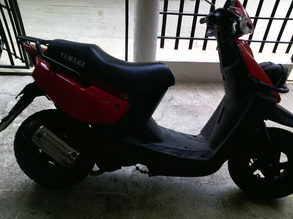 Vendo Moto Bws Buen Estado Solo Tarjeta