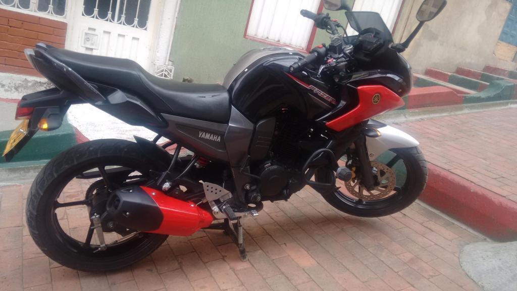 yamaha fazer 16 con 24.000 km