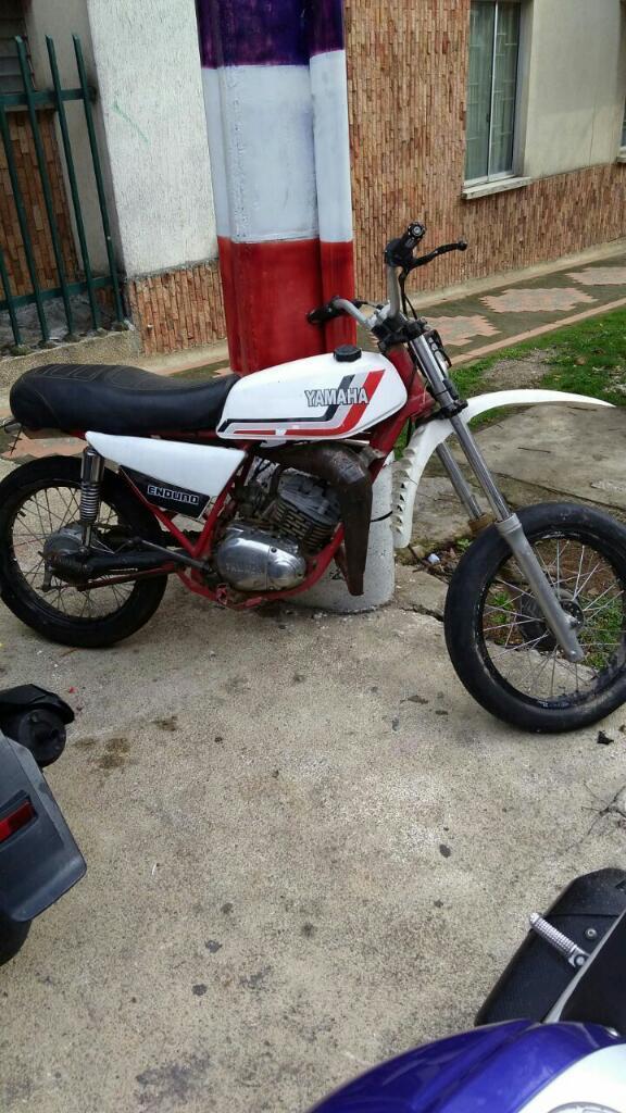 Yamaha Enduro 100 Modelo 1981