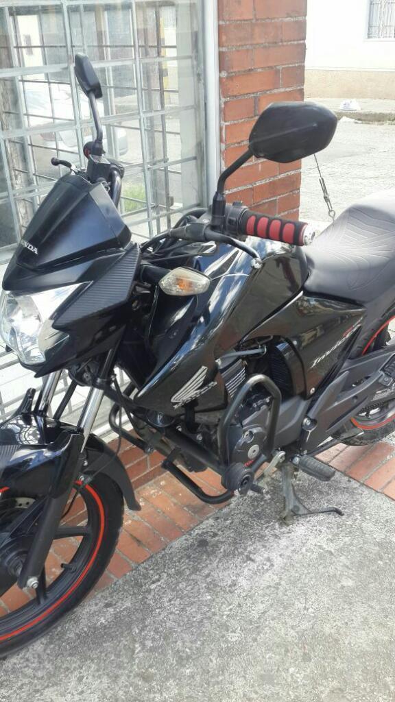 Se Vende Moto Honda Invicta 150 2011