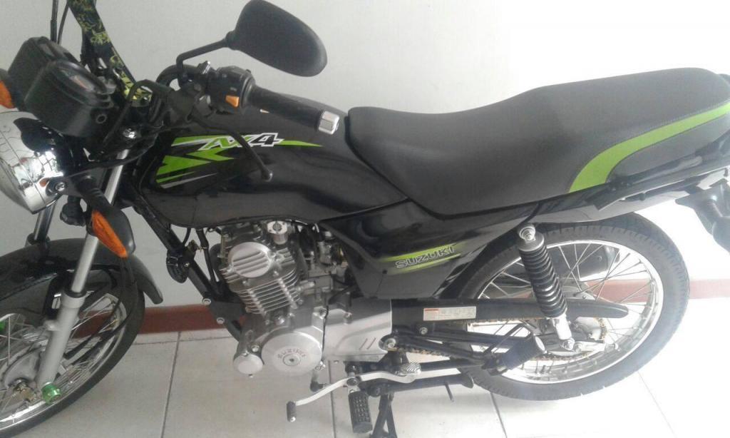 VENDO MOTO AX 2017