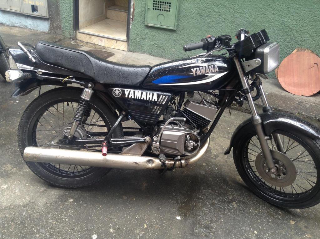 Vendo o cambio Yamaha 115 solo matricula