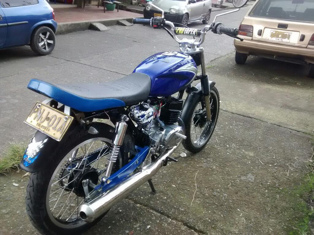 Ax 100 Modelo 2005