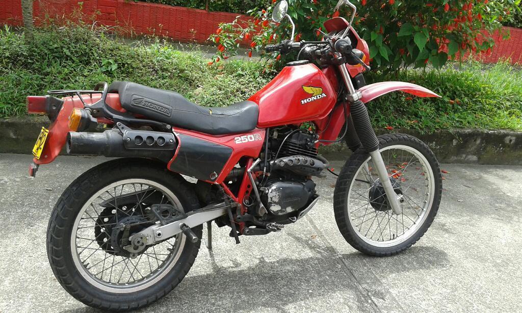 Vendo Honda 250 Original