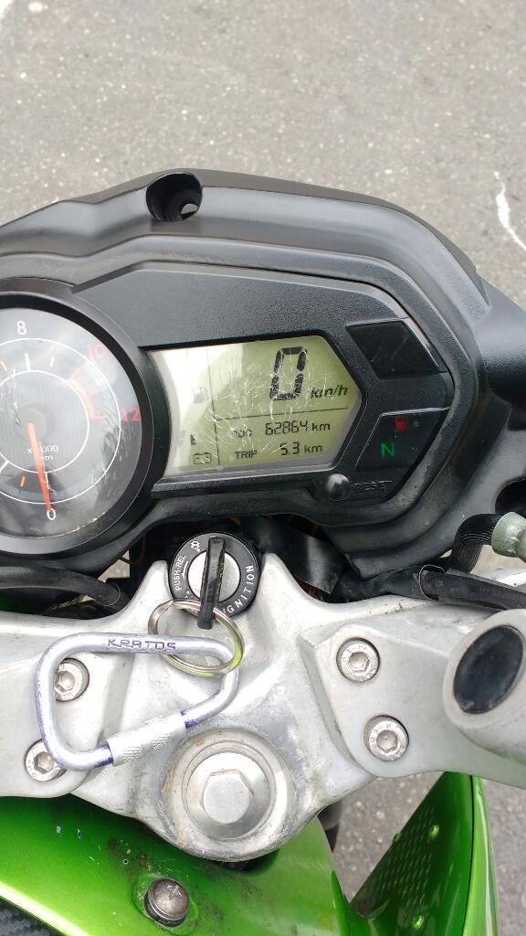 Vendo Pulsar 135 No Tiene Seguro Ni Tecn