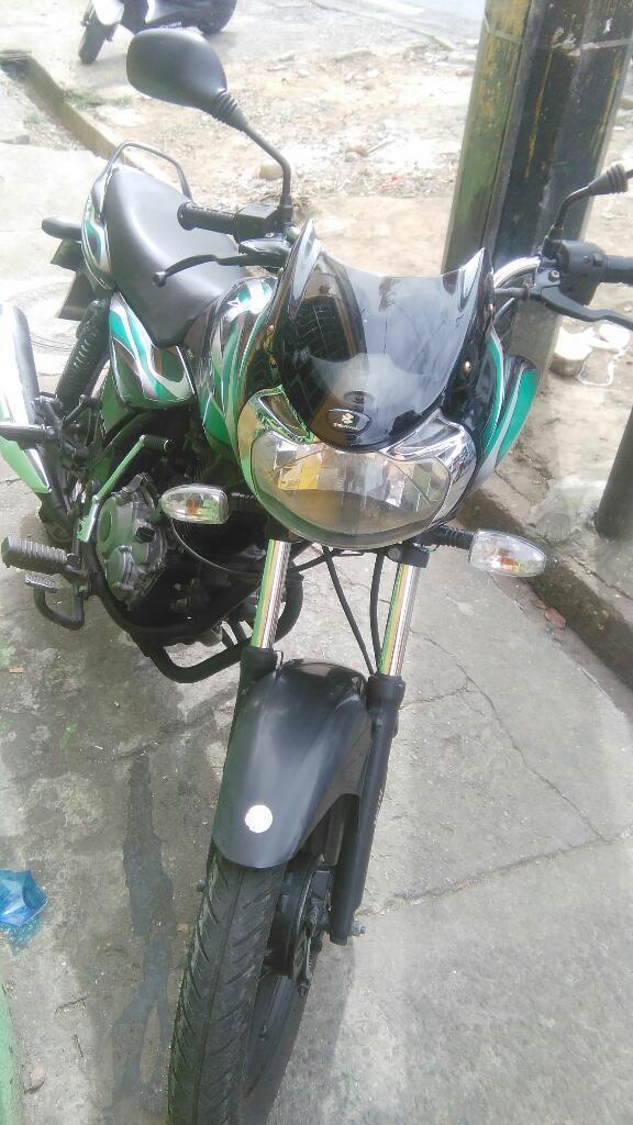 Moto Díscover en Excelente Estado