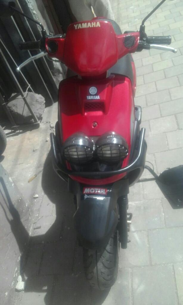 Vendo Moto Yamaha Bws. Modelo 2006