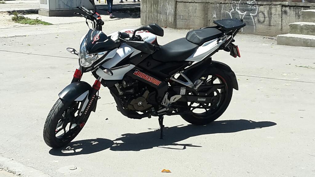 Pulsar 200 Ns 2016