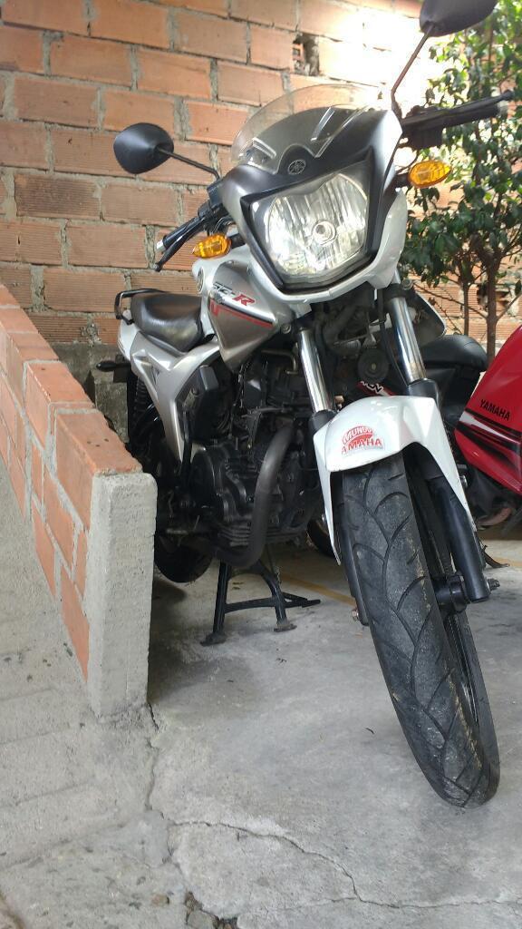 Vendo Yamaha Sz16r-2013