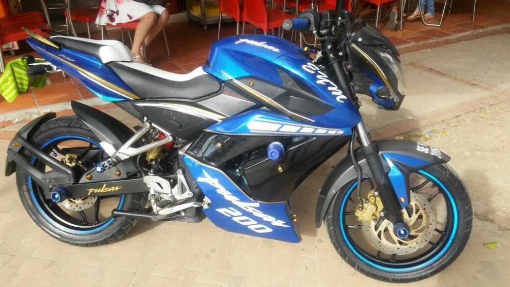 vendo moto pulsar 200 como nueva