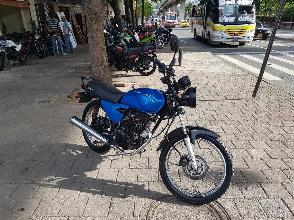 Akt Nkd 125 Modelo 2006 Soat Tecno