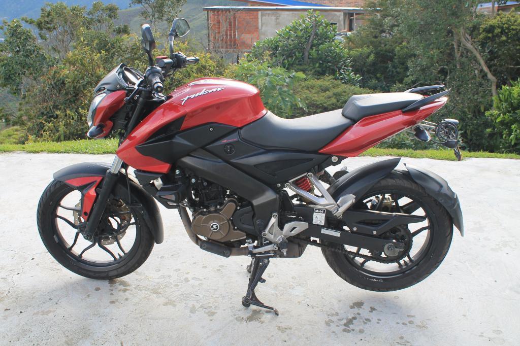 Pulsar 200NS 2015 Roja