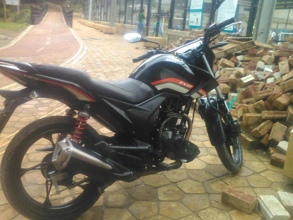 Vendo Moto Evo R3 Modelo 2017