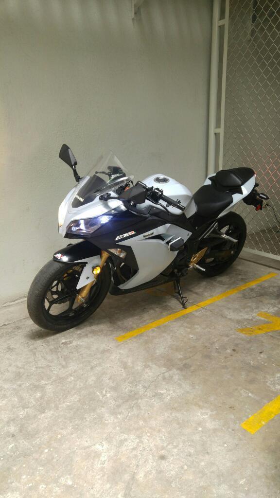 Vendo Moto Kawasaki Ninja 300