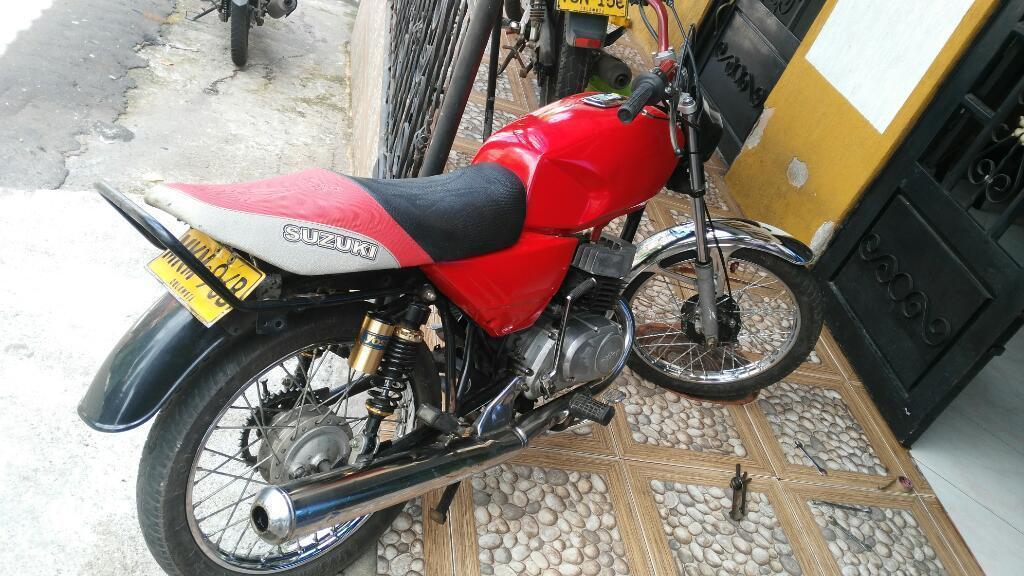 Moto Ax100