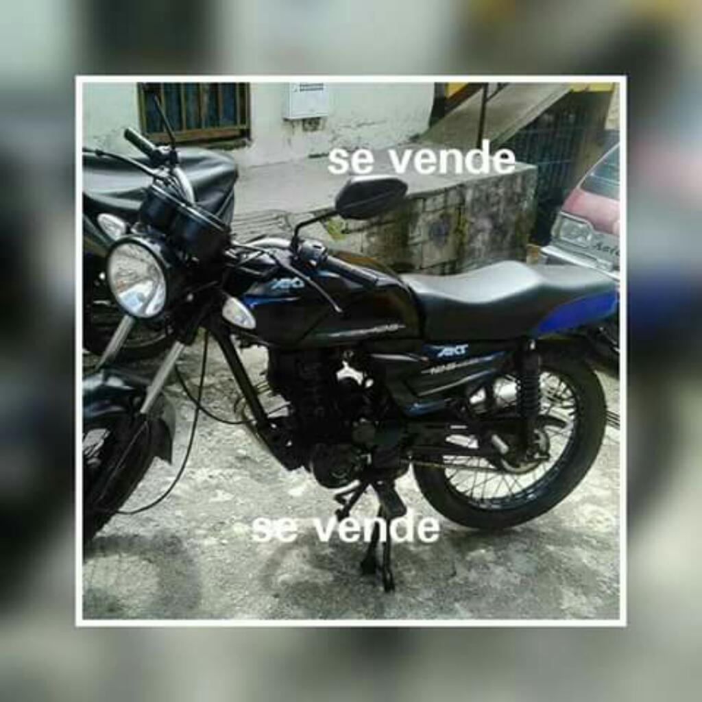 Vendo Moto Modelo 2011 en Buen Estado