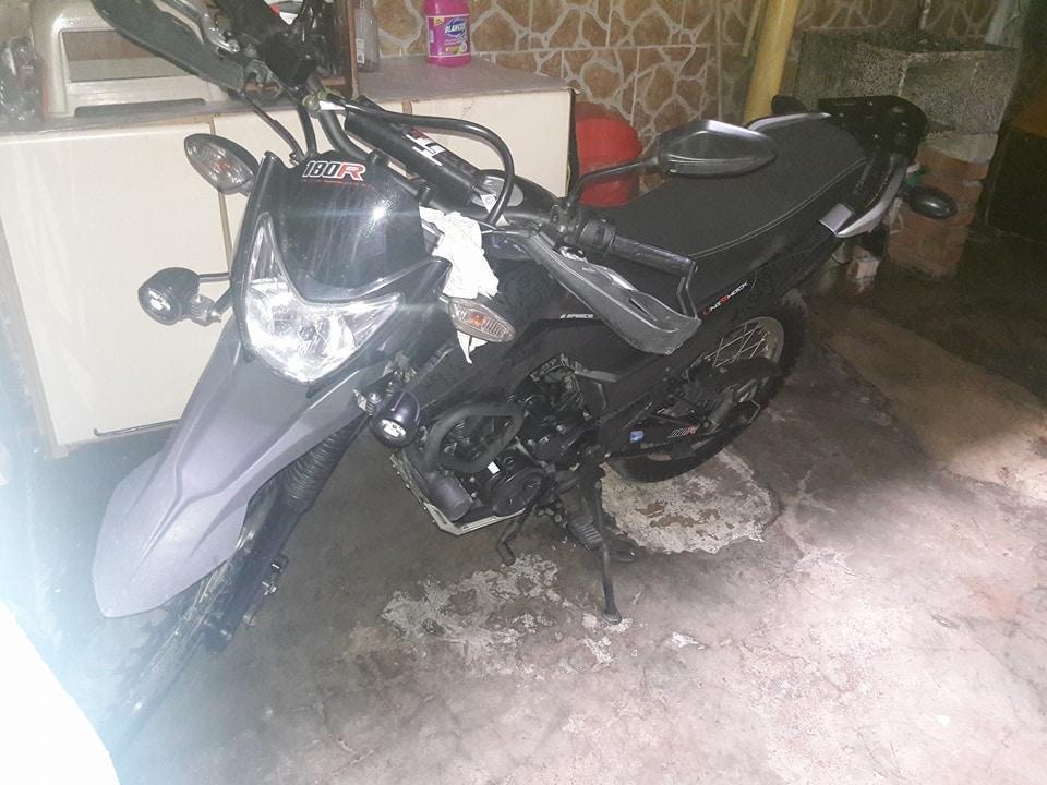 vendo akt tt180r casi nueva unica dueña