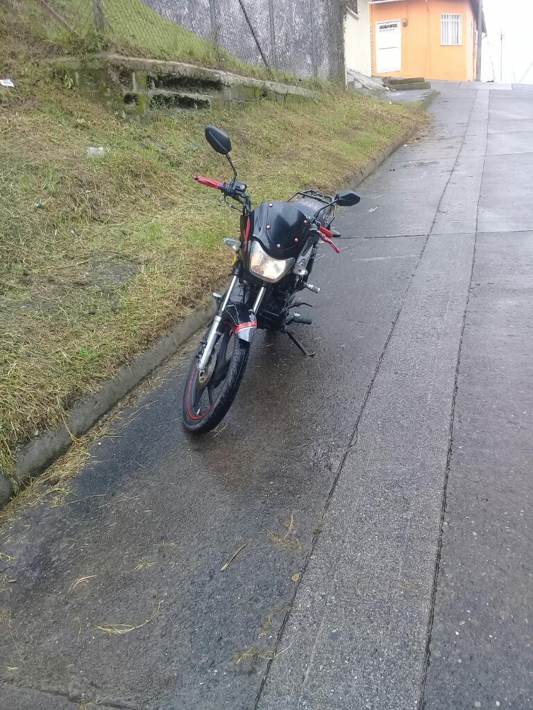 Vendo Moto Akt 125sl,negra Modelo 2011