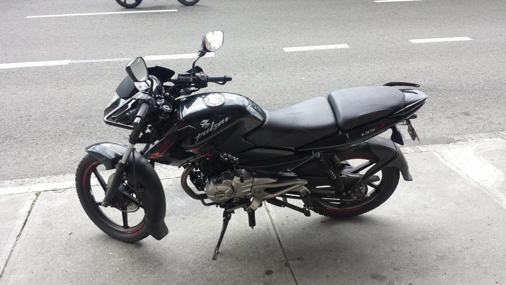 PULSAR 135 / 2014