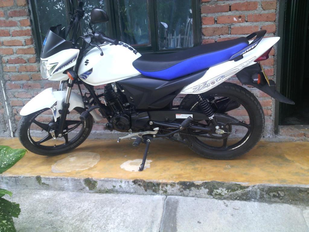 moto hayate suzuki 110 en buen estado