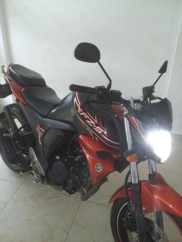 VENDO LINDA YAMAHA FZ 2.0 MOD 2016