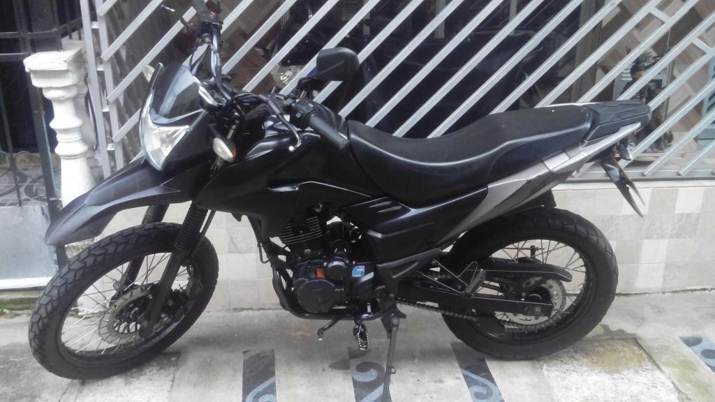 vendo hermosa TTR 150 en buen estado