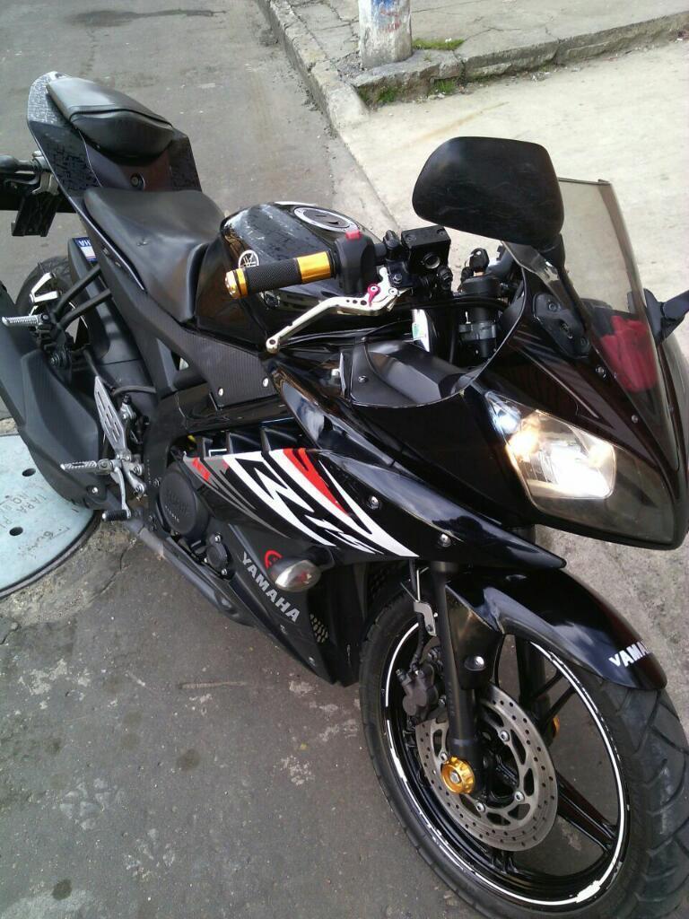 Moto Yamaha R15 Modelo 2013