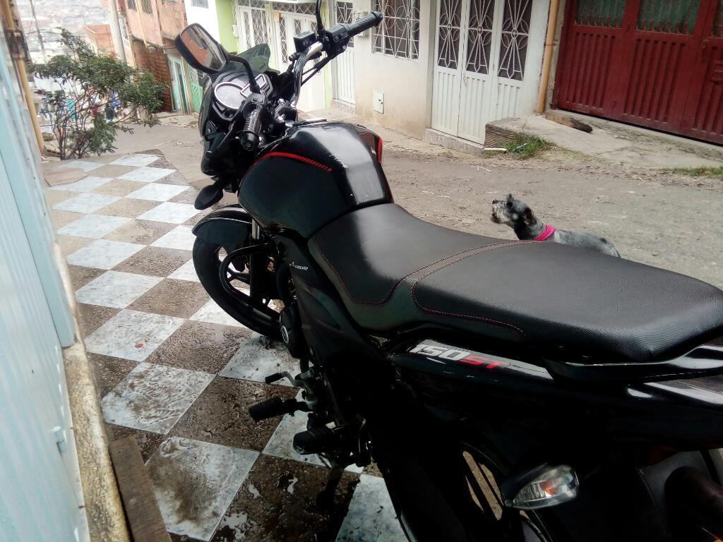 Vendo Moto Discover 150st Modelo 2016