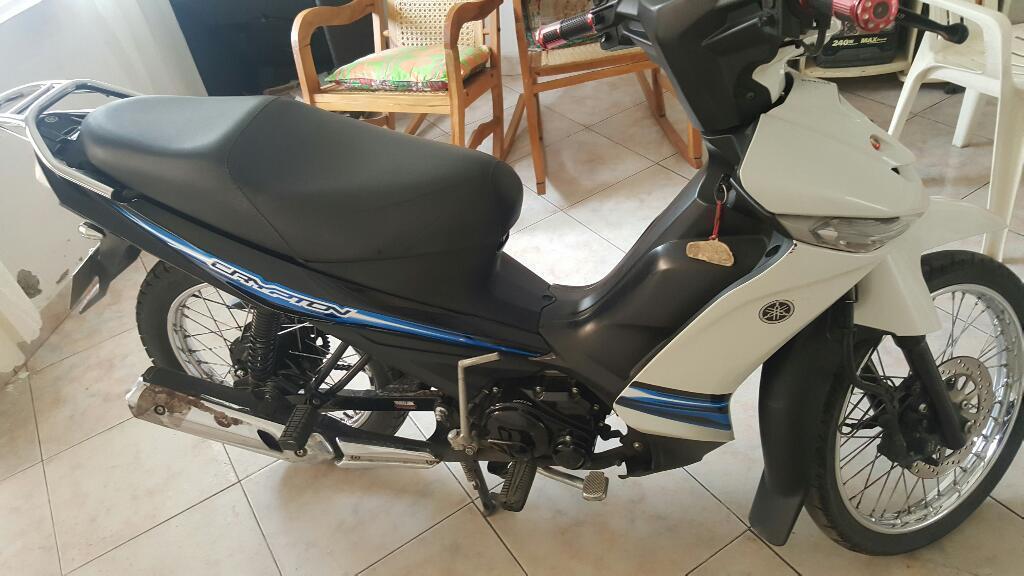 Vendo Yamaha Crypton Modelo 2015 Color Blanca