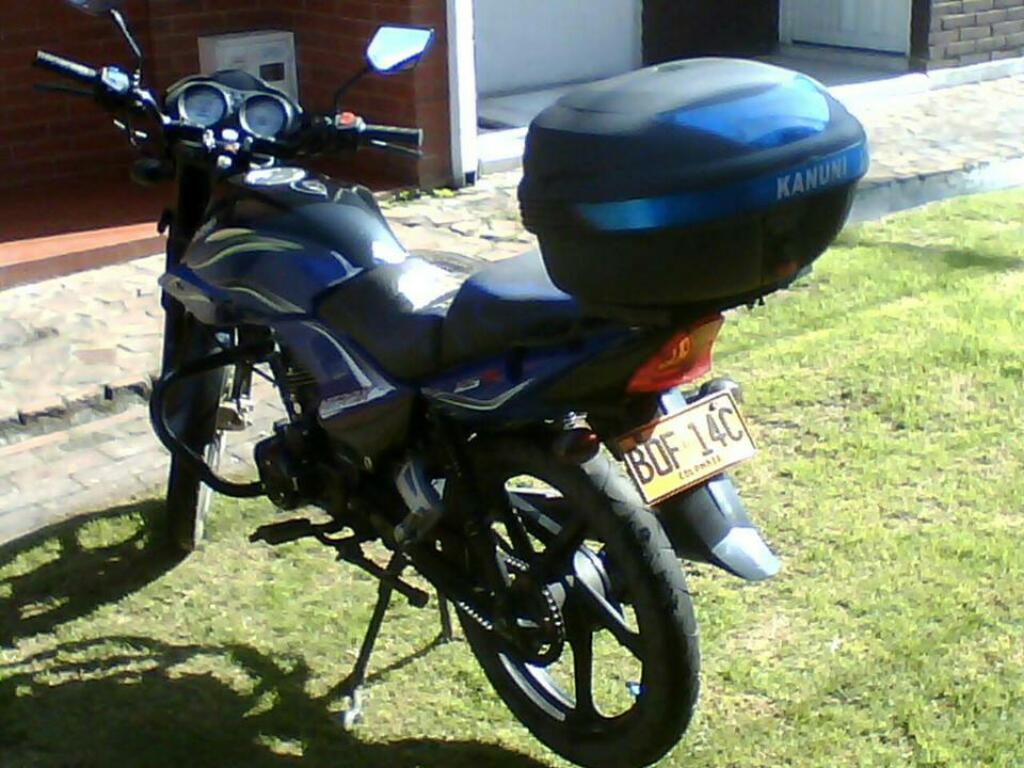 Hermosa Motocicleta