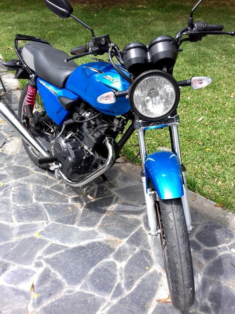 AKT NKD 2015 papeles al dia traspaso inmediato