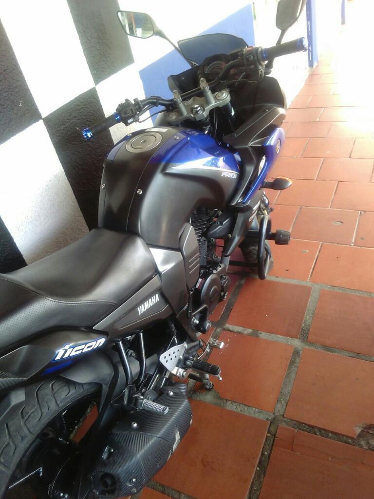 Yamaha Fazer2015