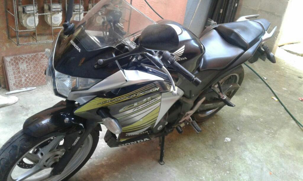 Aproveche Magnifica Honda Cbr 250r