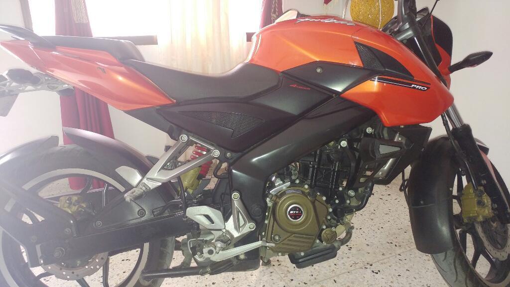 Moto, Pulsar 200 Modelo 2015