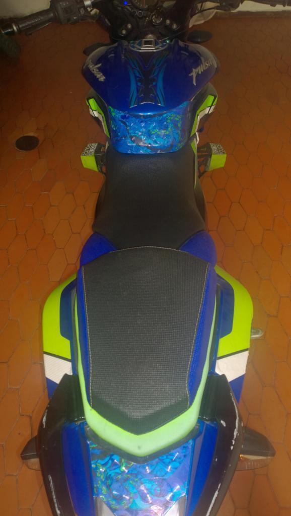 Moto Pulsar 200 NS modelo 2014