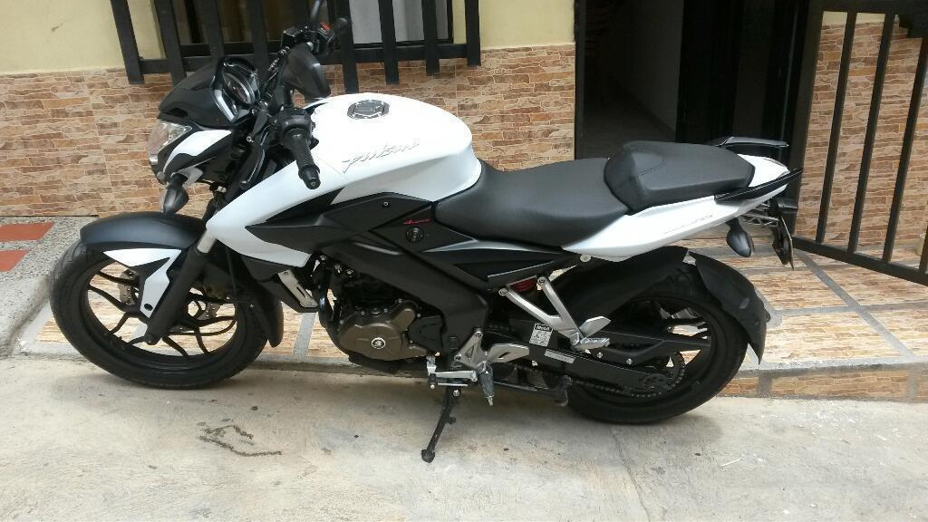 Moto Pulsar Ns 200