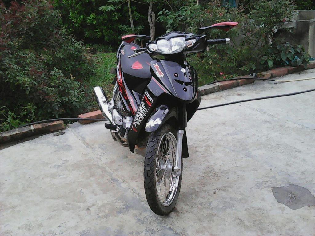 se vende Best 125 modelo 2012