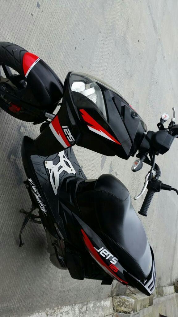 Se vende moto Akt jets 125 en perfecto estado