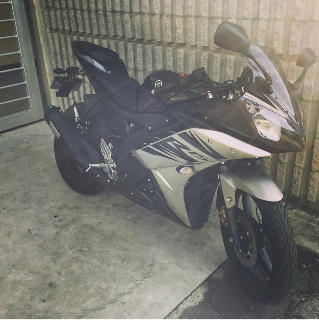 Yamaha R15 2017
