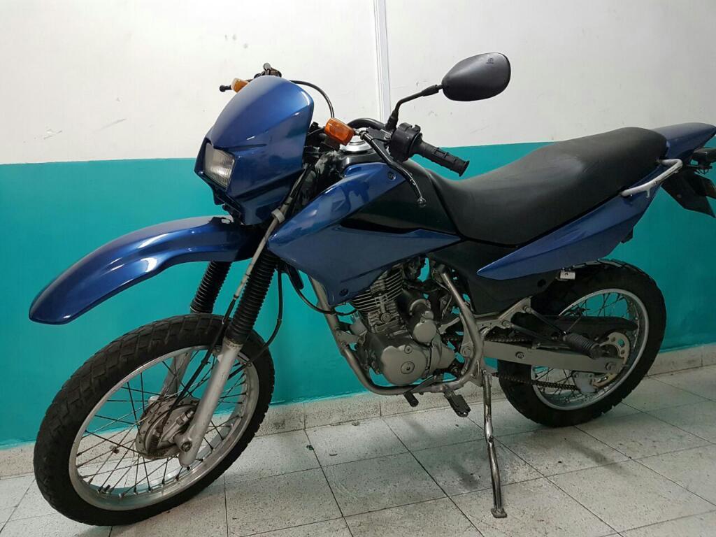 Honda Bross 125 2010 Bien Tenida