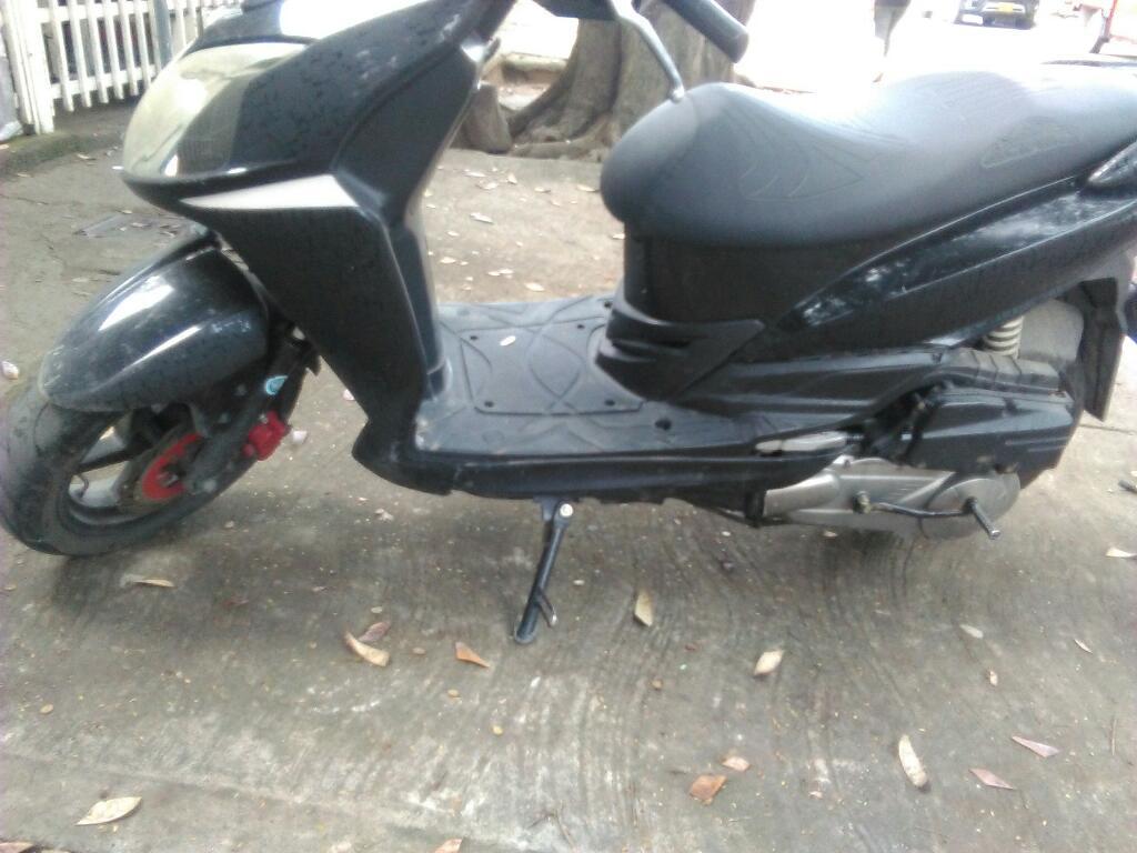 Moto Akt Jet 4 Modelo 2013 Al Dia